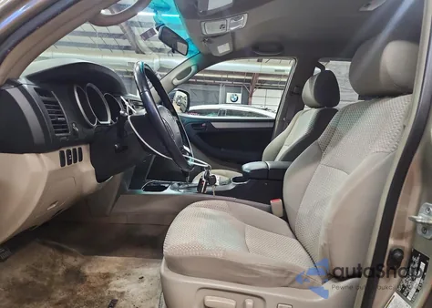 2006 Toyota 4Runner Sr5 z USA, uszkodzony, nr VIN JTEBT14R260060364